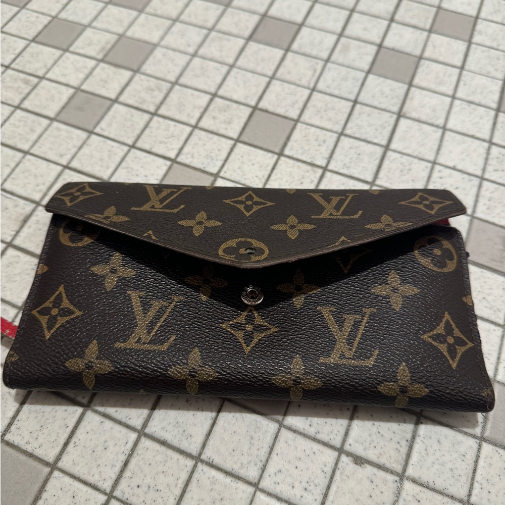 Louis Vuitton Wallet